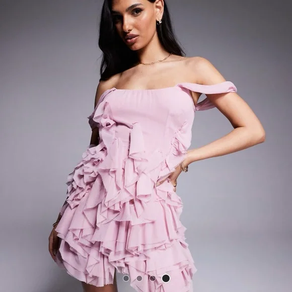 Pink Ruffled Fabric - Picture 5 of 6